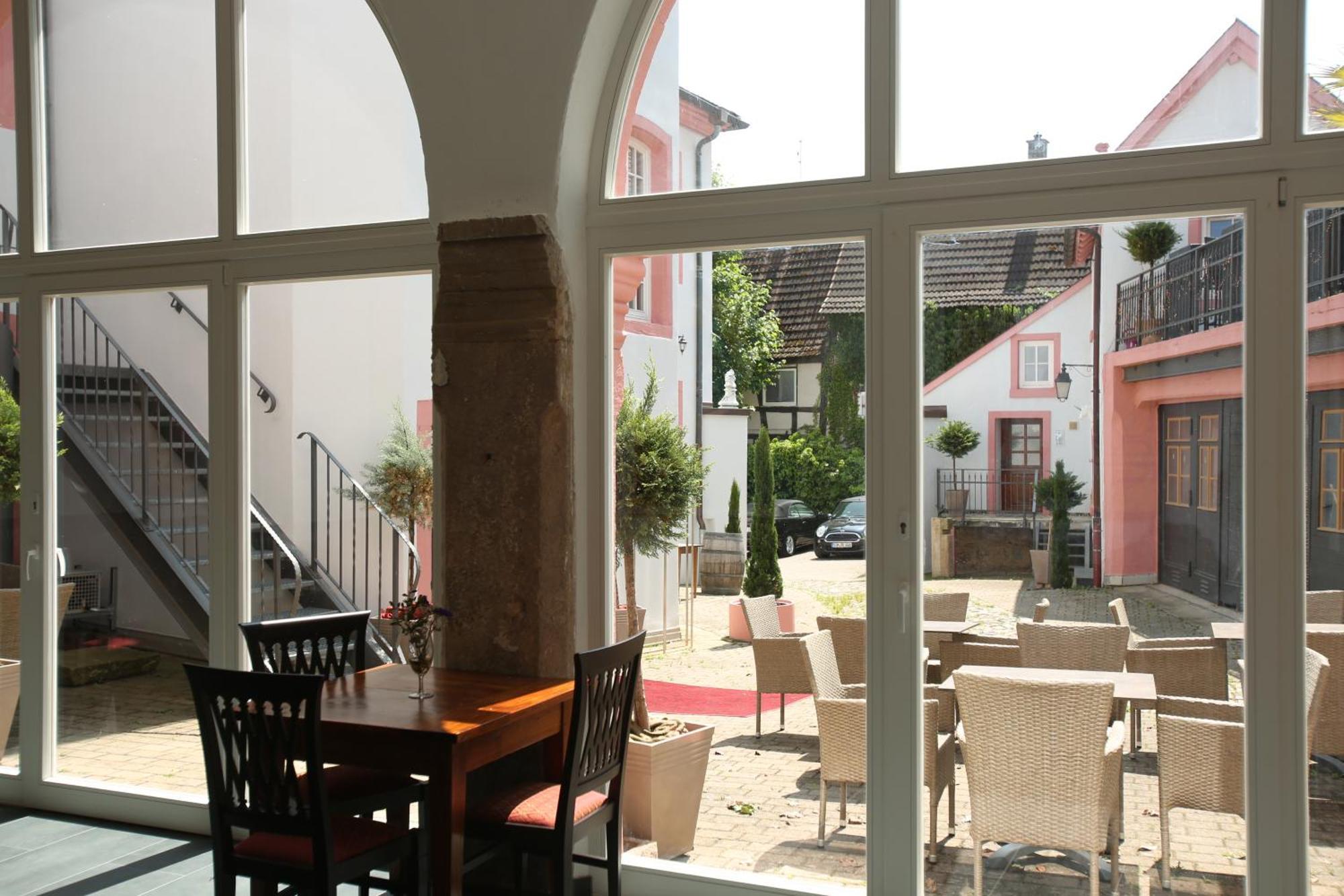Weisses Ross Designhotel Kirchheimbolanden Exteriör bild
